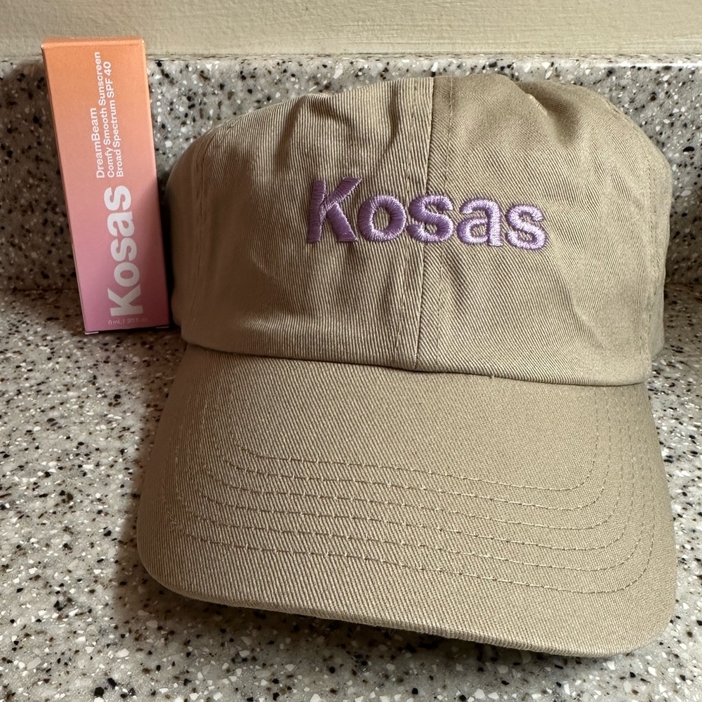 Kosas DreamBeam Sunscreen Sample and Hat